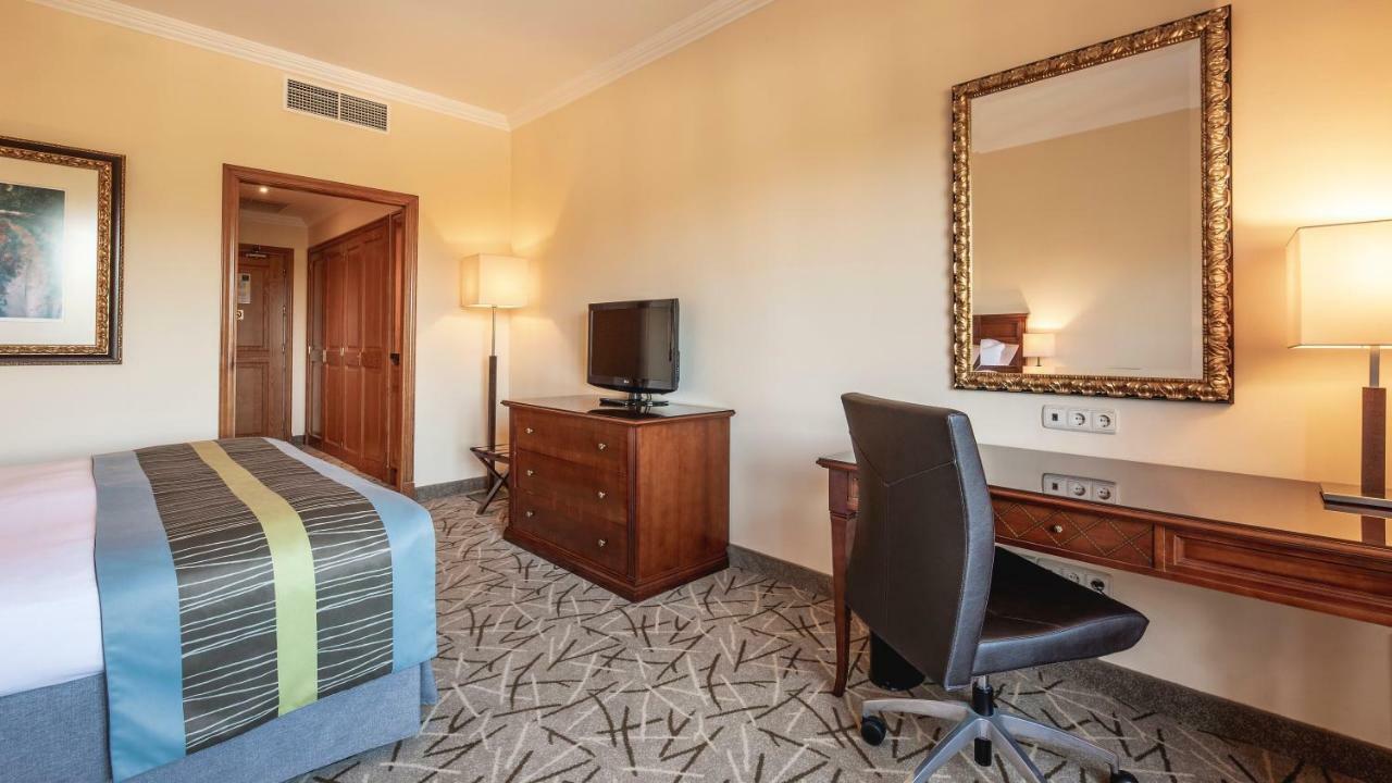 Be Live Collection Son Antem Hotel Лукмахор Екстериор снимка